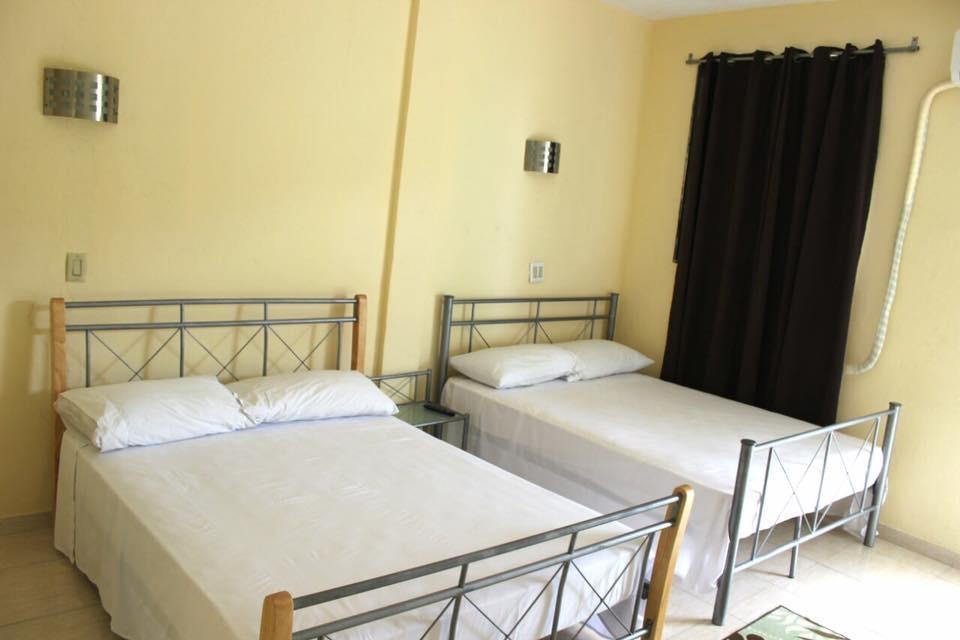 Auberge Pont-Gaudin Gonaives Buitenkant foto