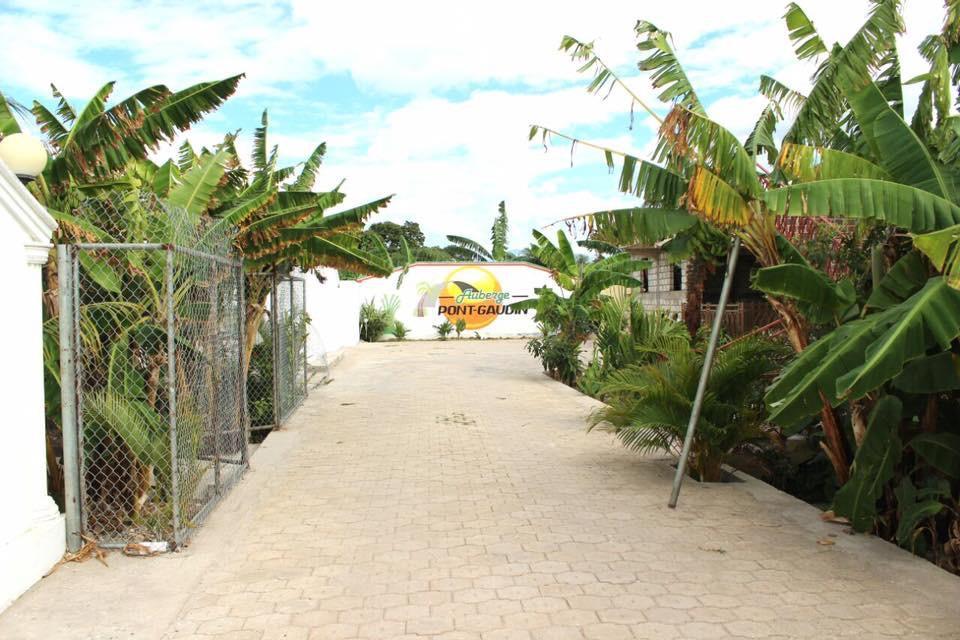 Auberge Pont-Gaudin Gonaives Buitenkant foto